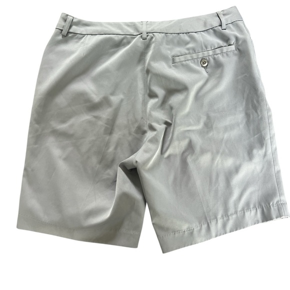 Monterey Club Women’s Golf Shorts Size 12 - Picture 3 of 3